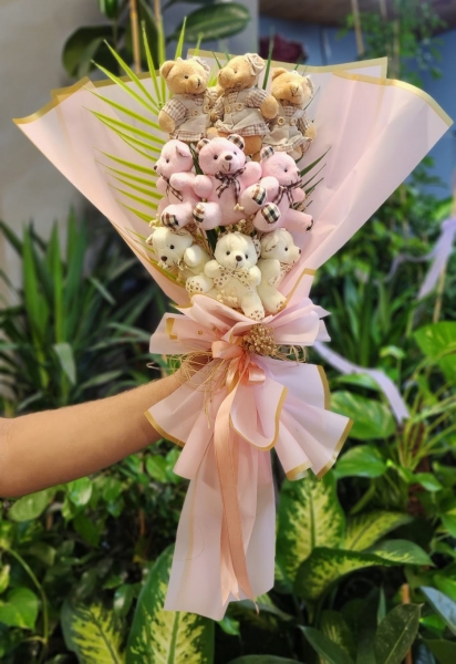 Sevimli peluş buketi