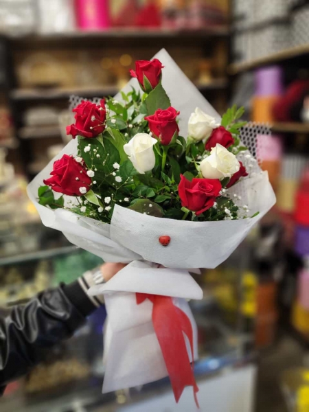 (İNDİRİMLİ) KIRMIZI BEYAZ GÜL