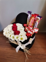 Kalp Kutuda Çikolata Çiçek